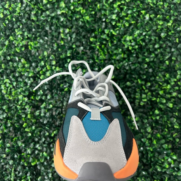 Yeezy boost 700 main image 8